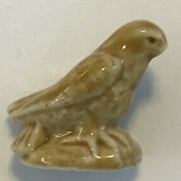 Wade Whimsies Brown Bald Eagle Red Rose Tea - Picture 2 of 6